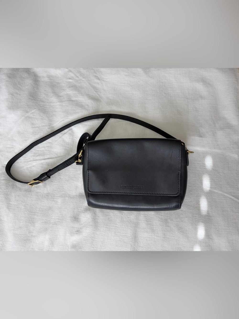 Portland Leather Metro Cross Body Black Bag